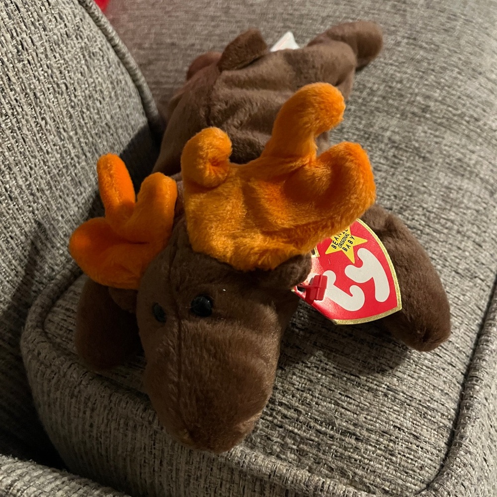 CHOCOLATE the Moose ✨️Very Near Mint ✨️ TY Beanie Baby Plush
UPC: 008421040155